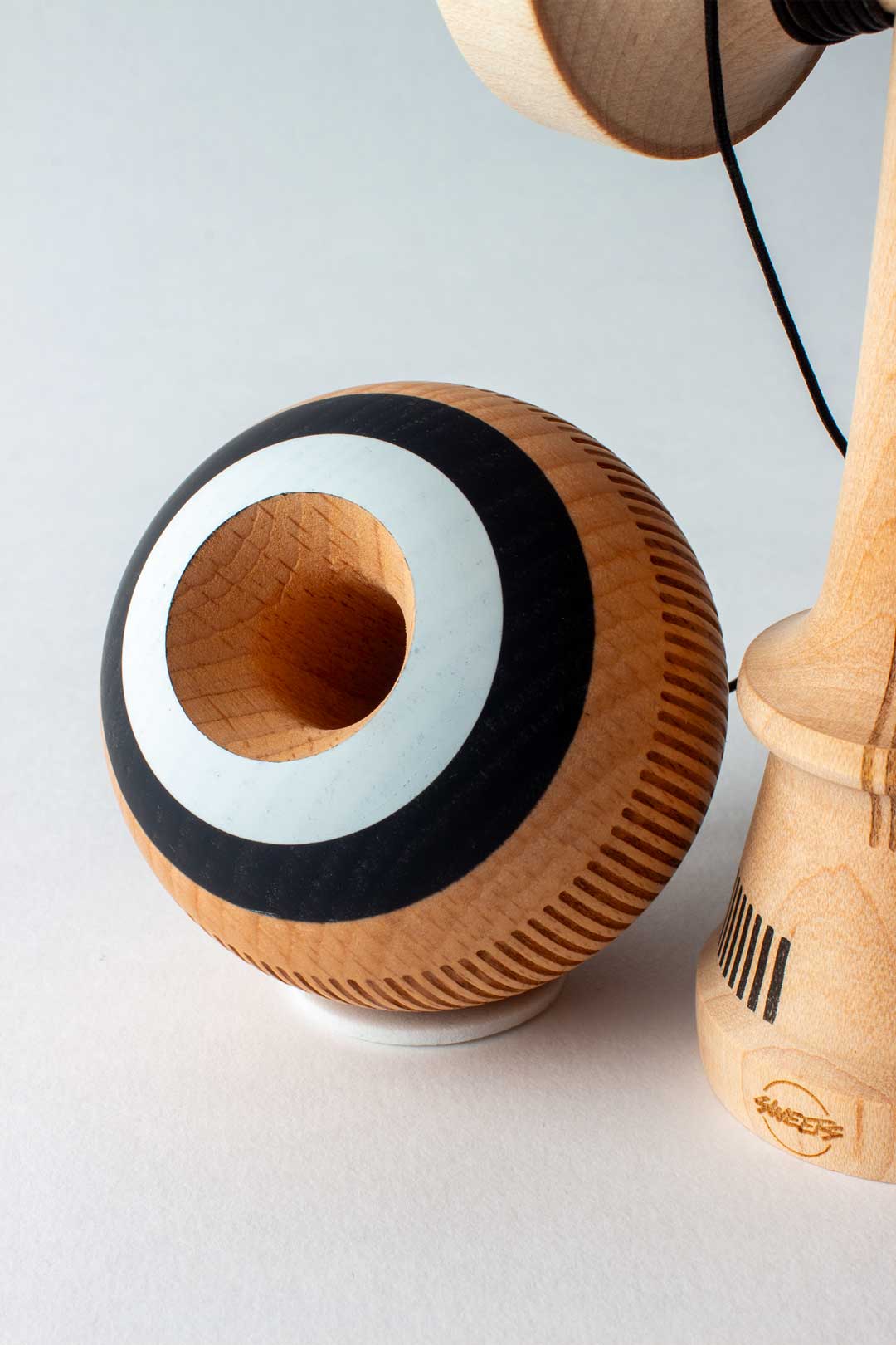 Sweets Kendama Broken Bones Series - Natural