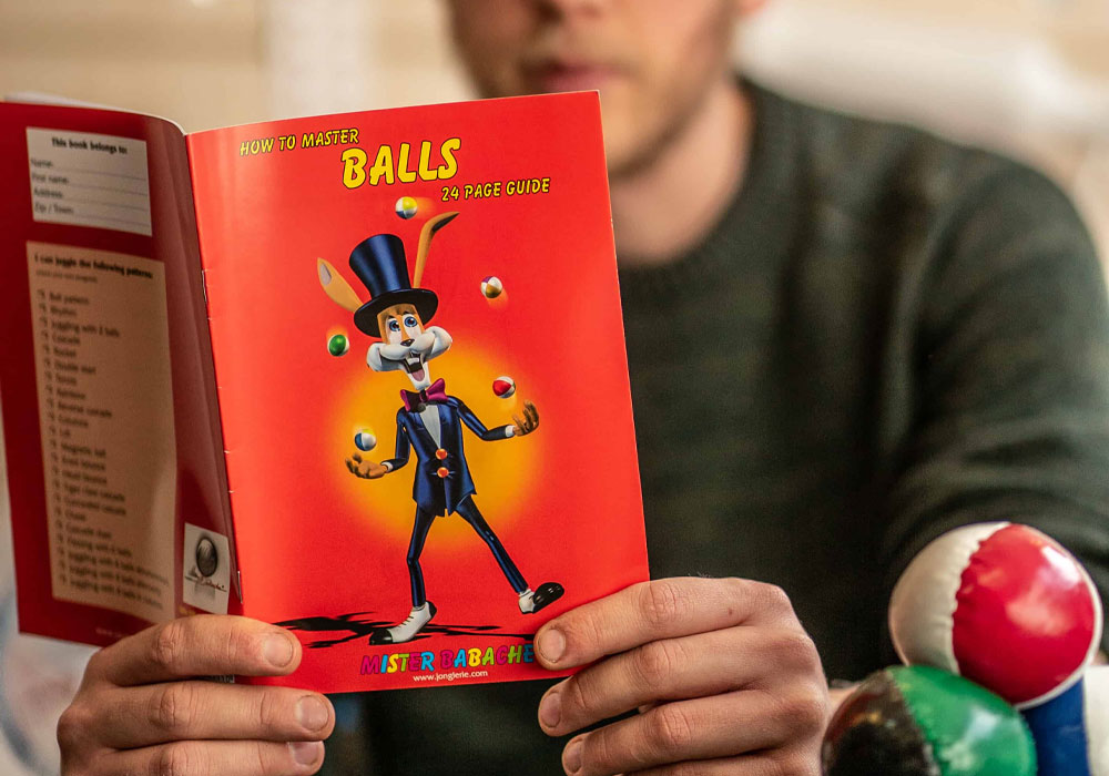 Learn How to Juggle 3 Balls