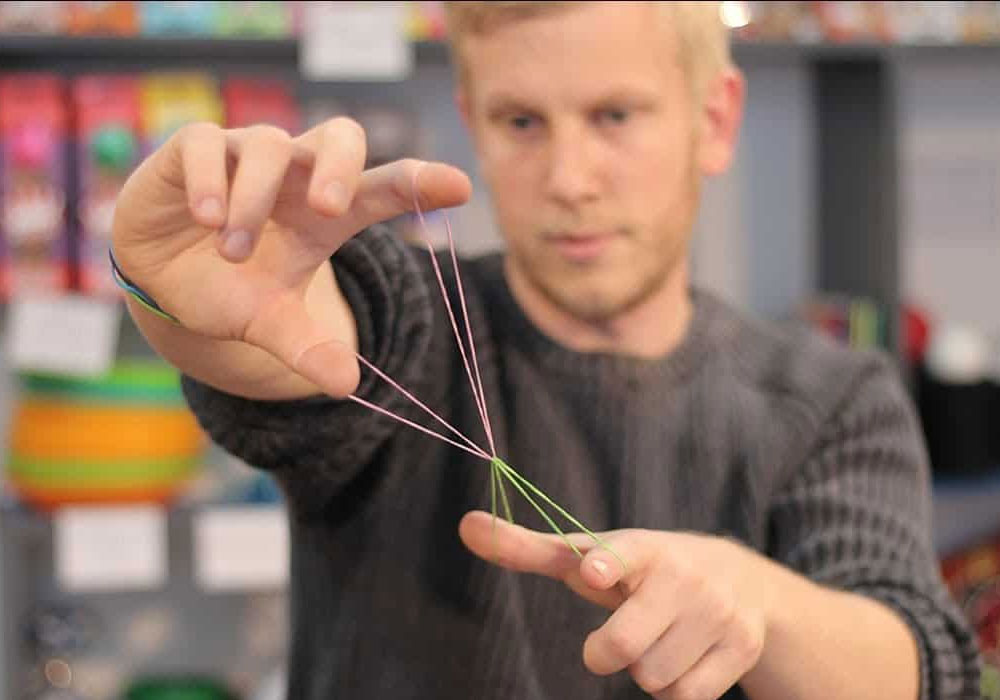 Learn 5 Amazing Rubber Band Magic Tricks