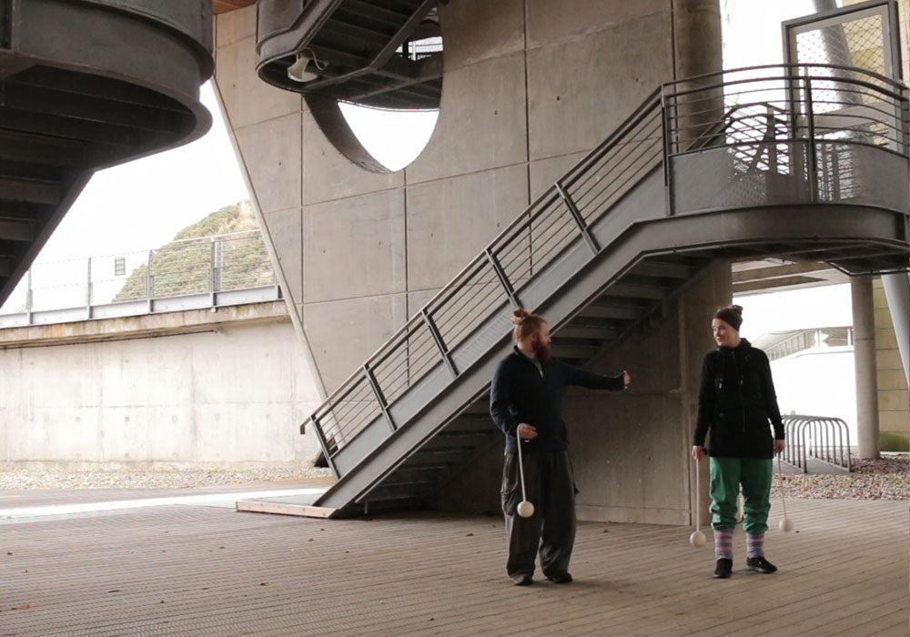 A Cascade Short: ‘Throw poi’