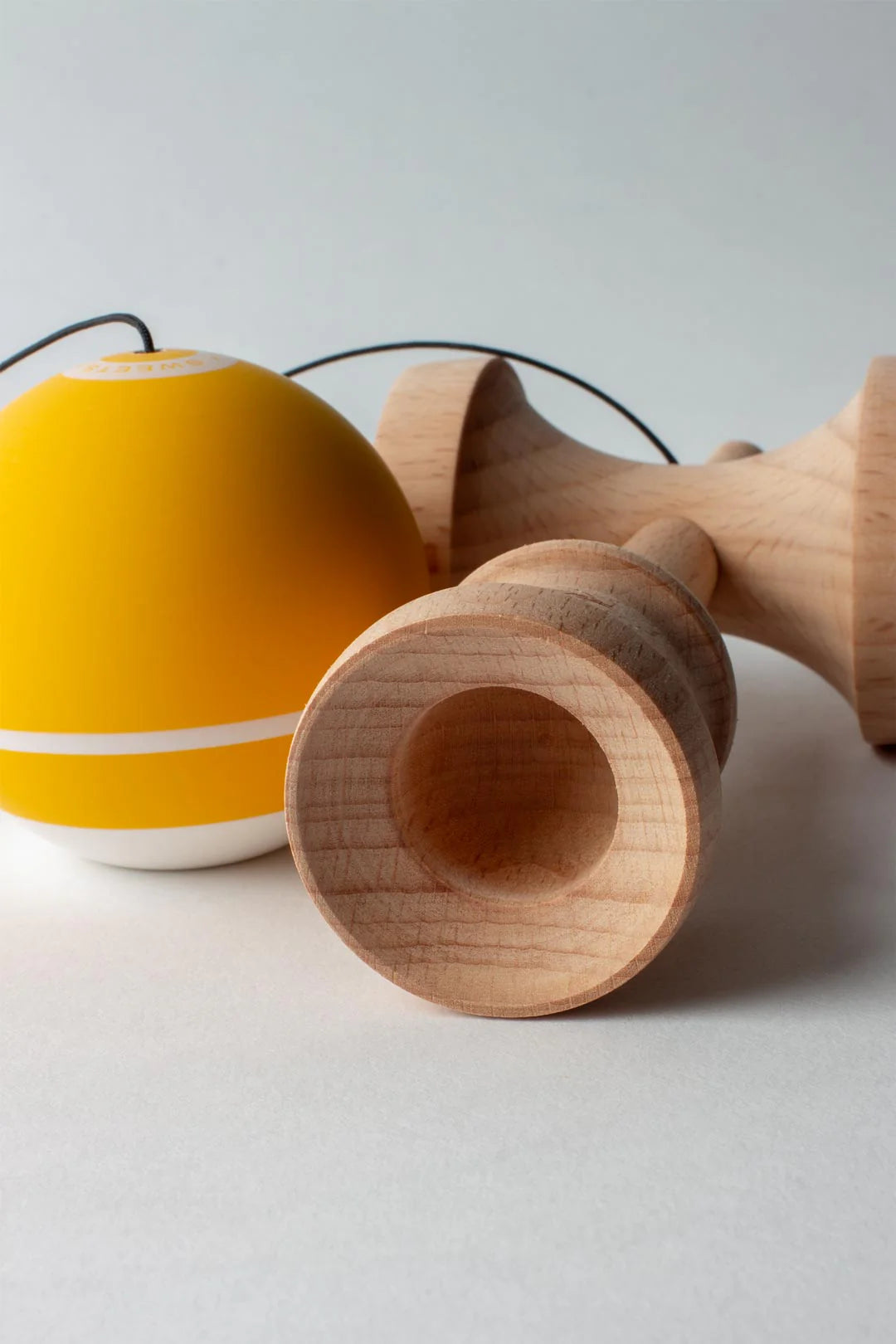 Sweets Kendama Tracker - Yellow