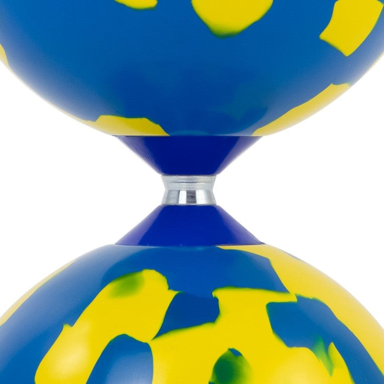 Juggle Dream Jester Diabolo Set with Wooden Handsticks and Bag