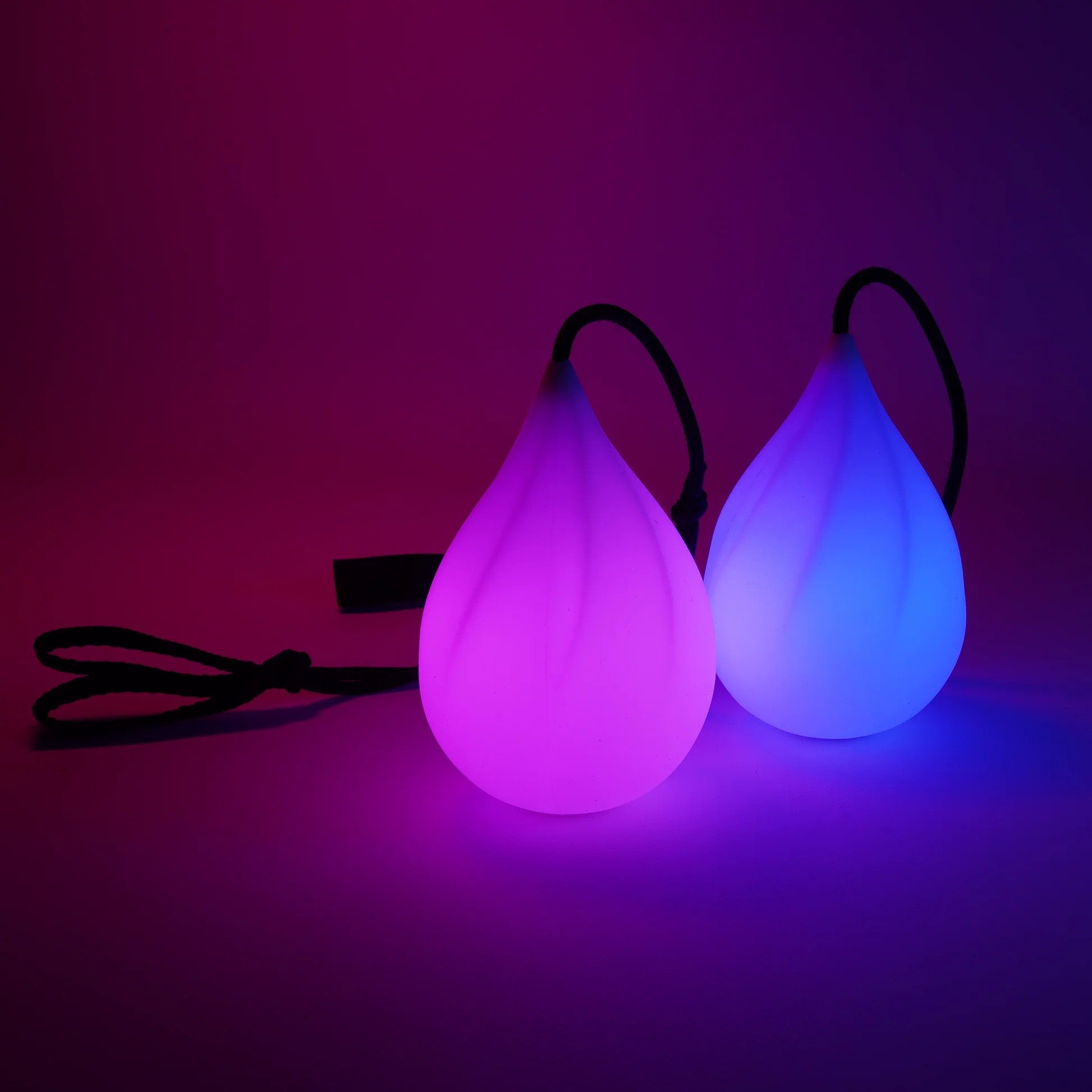 Threeworlds Lumi Pro - Rechargeable LED Poi